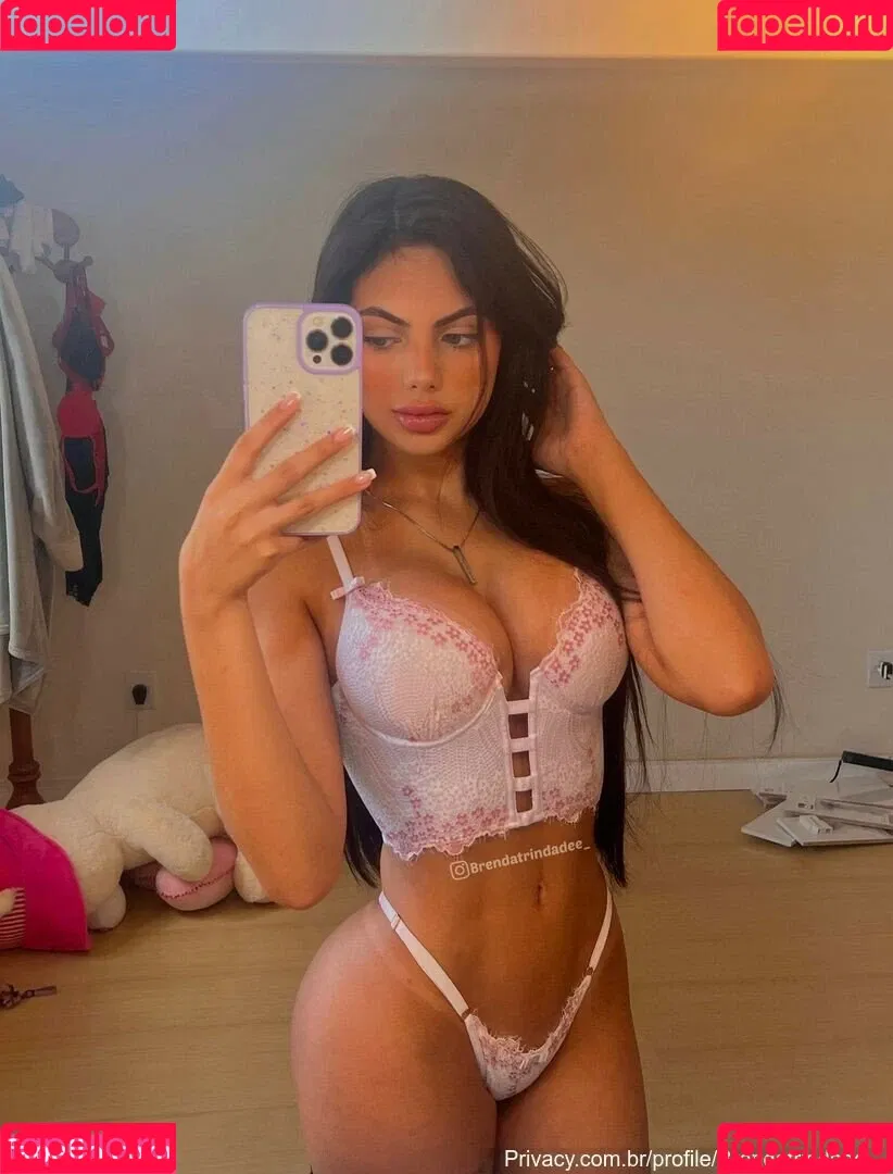 Brenda Trindade Onlyfans Photo Gallery 