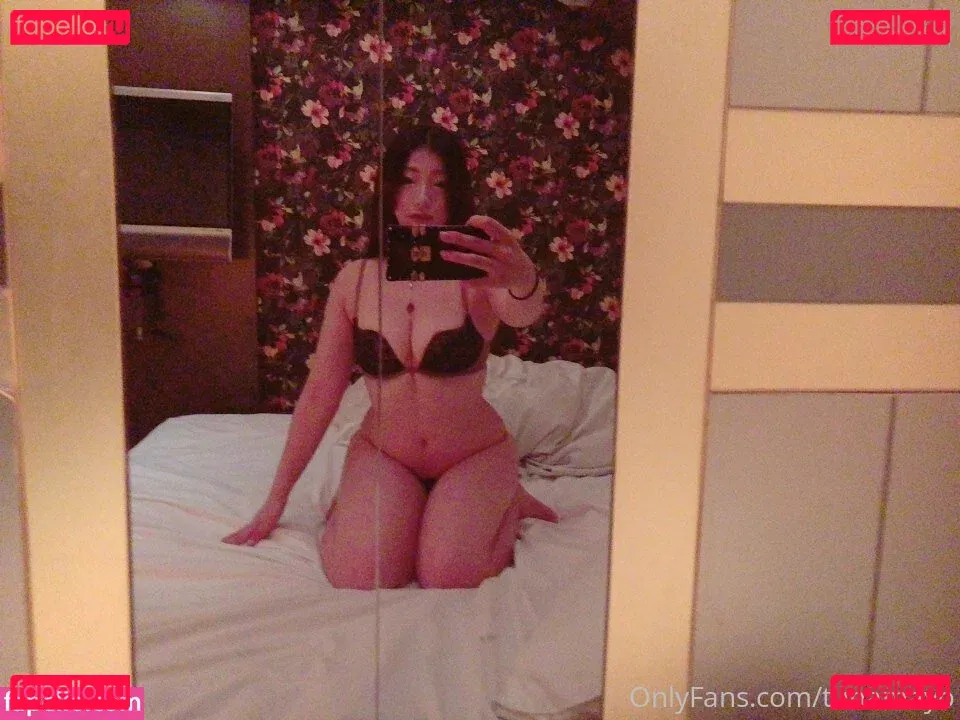 Tinyhini Onlyfans Photo Gallery 