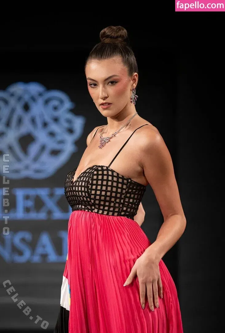 Rachel Pizzolato Onlyfans Photo Gallery 