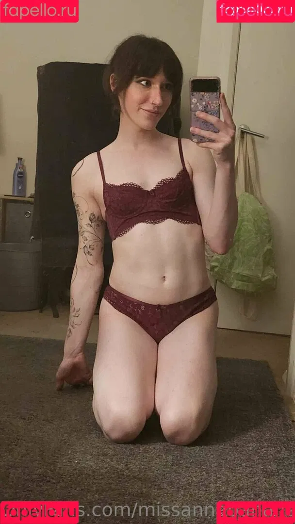 missannabanana24 Onlyfans Photo Gallery 