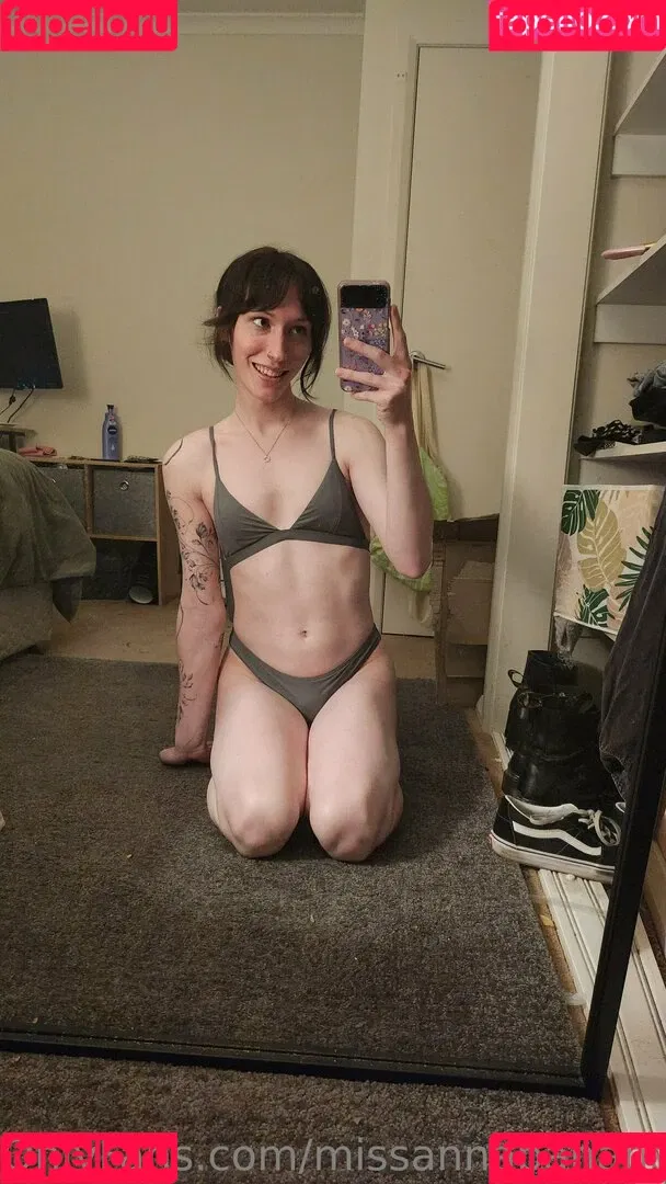 missannabanana24 Onlyfans Photo Gallery 