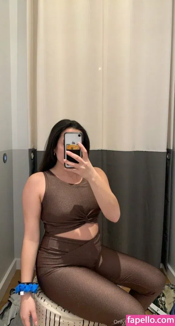 sofia-gains Onlyfans Photo Gallery 