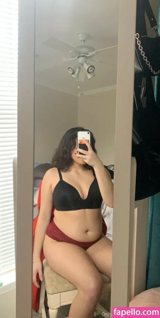 sofia-gains Onlyfans Photo Gallery 