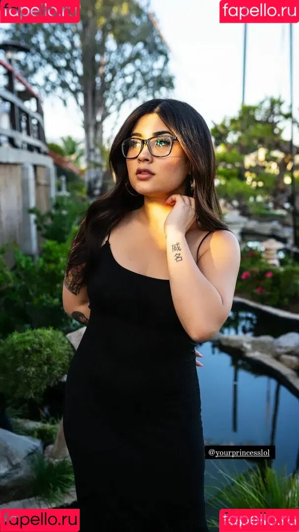 yourprincesslol Onlyfans Photo Gallery 