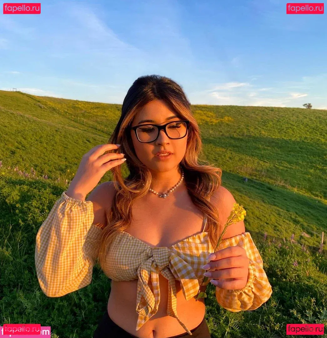 yourprincesslol Onlyfans Photo Gallery 