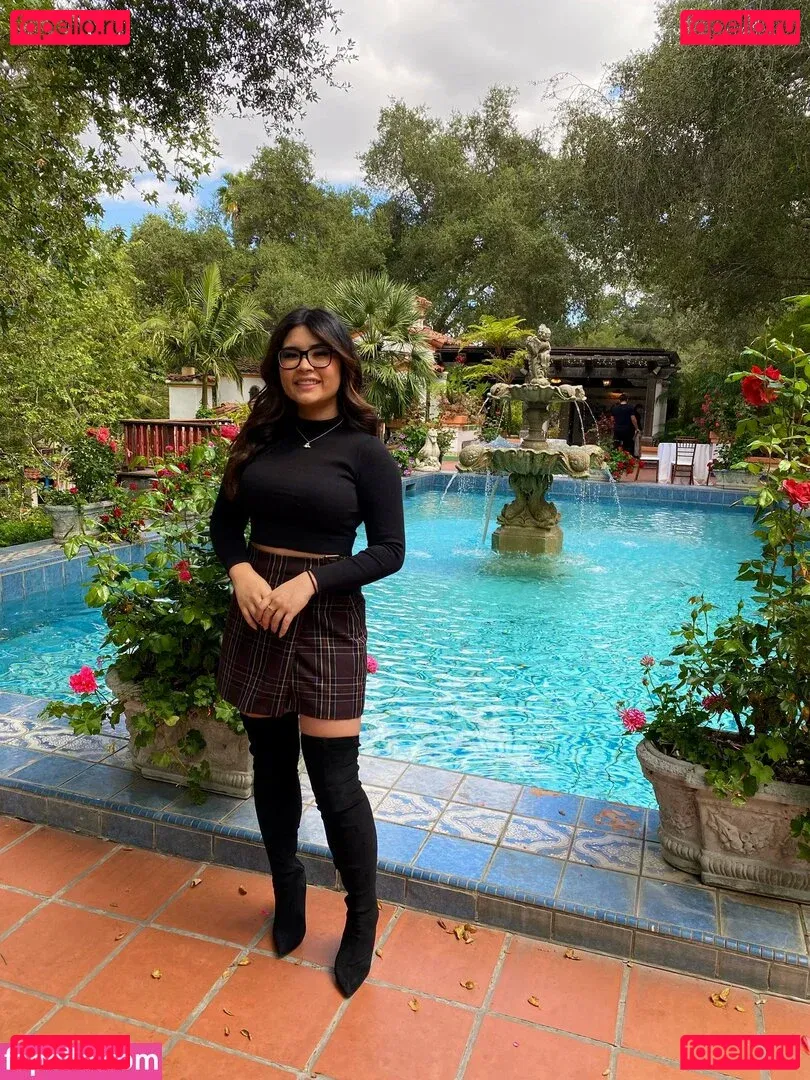 yourprincesslol Onlyfans Photo Gallery 