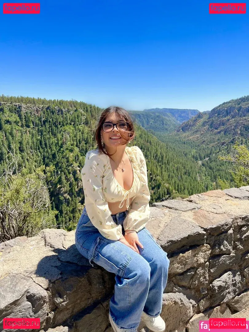 yourprincesslol Onlyfans Photo Gallery 