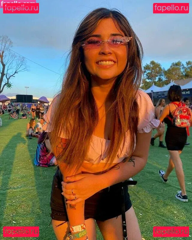 yourprincesslol Onlyfans Photo Gallery 