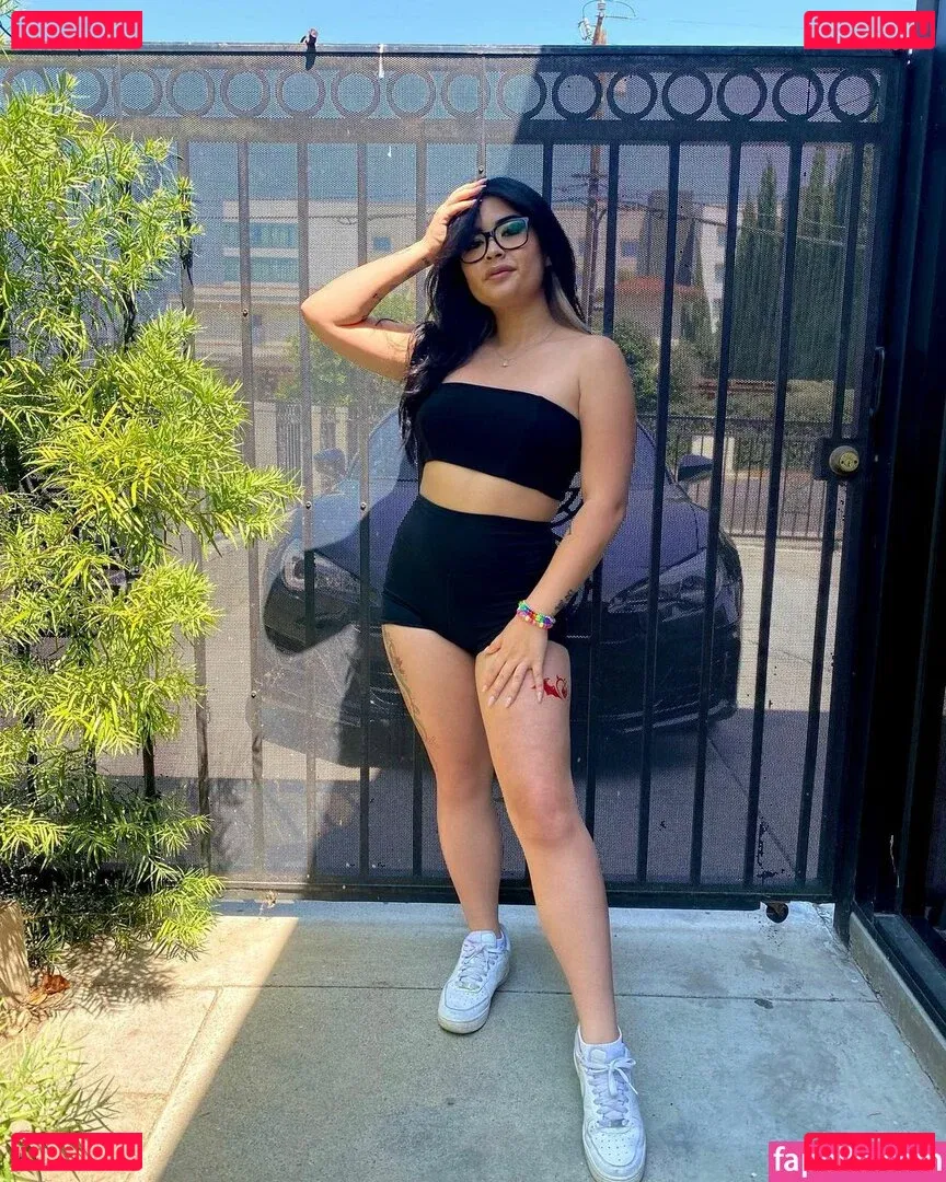 yourprincesslol Onlyfans Photo Gallery 