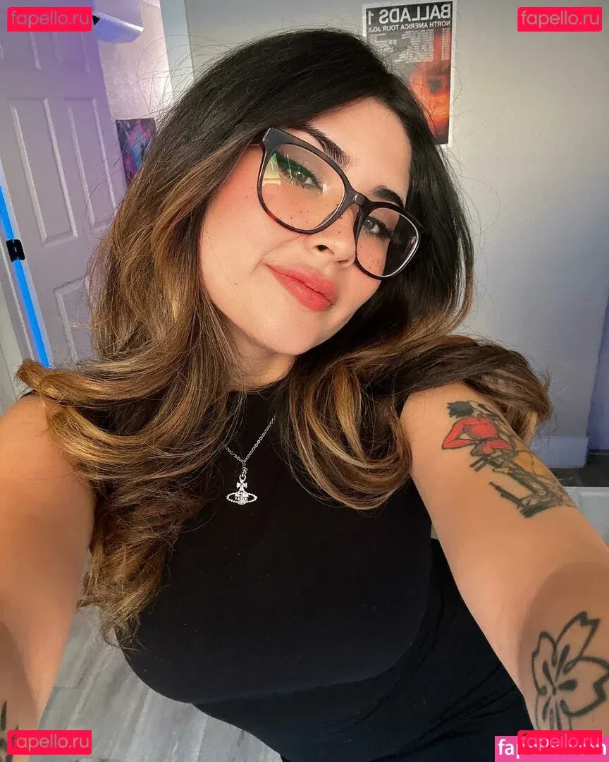 yourprincesslol Onlyfans Photo Gallery 