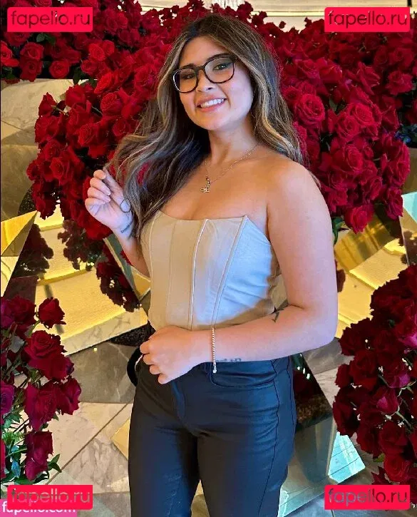 yourprincesslol Onlyfans Photo Gallery 