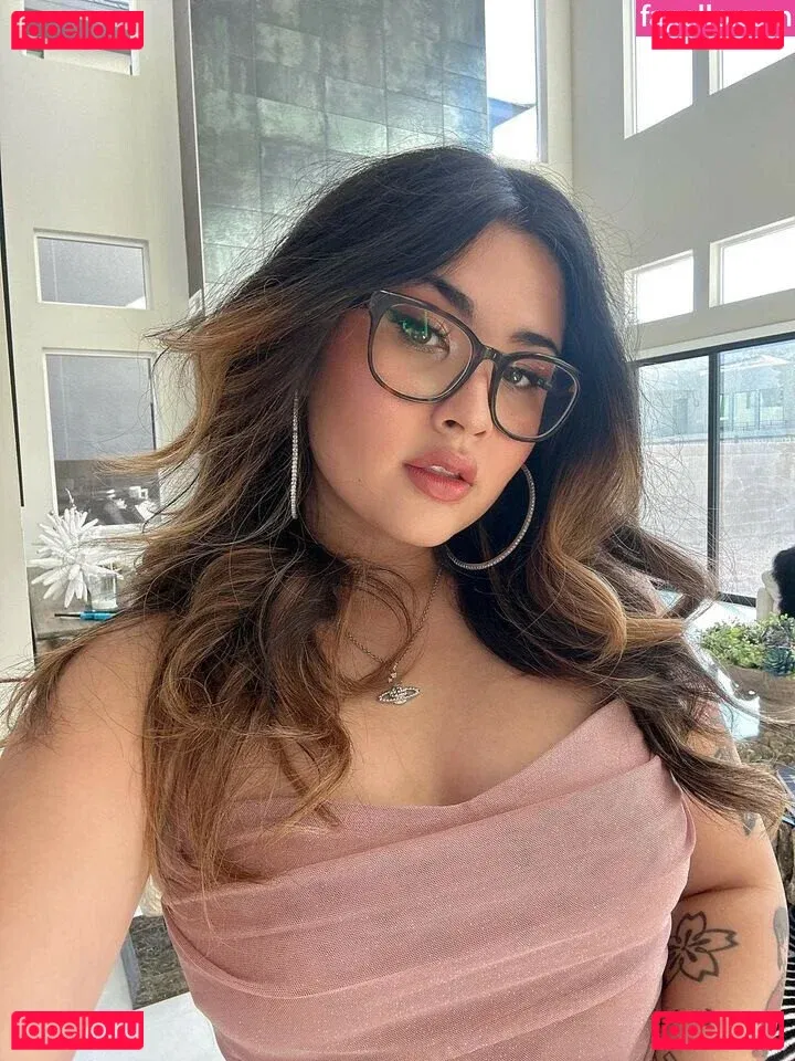 yourprincesslol Onlyfans Photo Gallery 