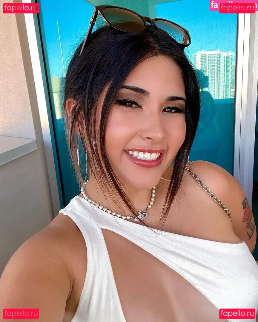 yourprincesslol Onlyfans Photo Gallery 