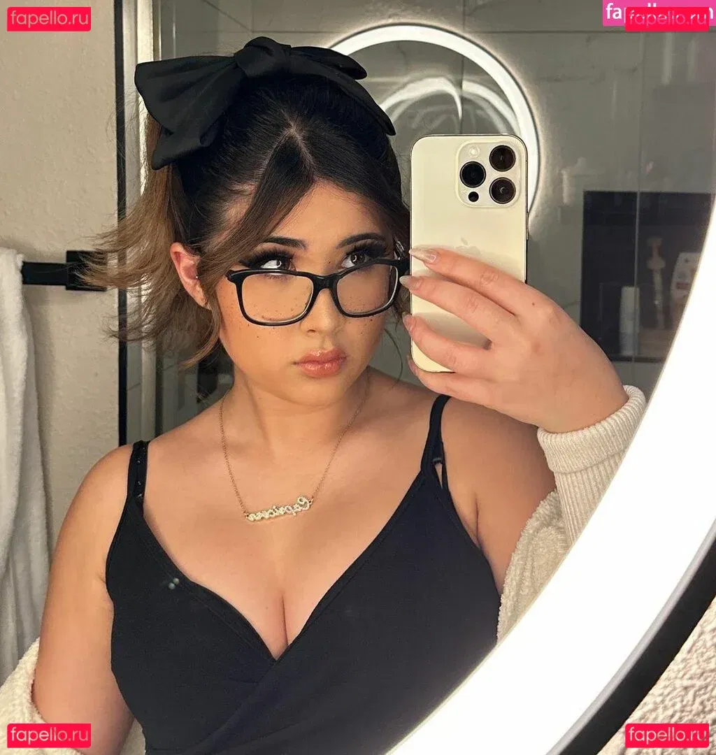 yourprincesslol Onlyfans Photo Gallery 