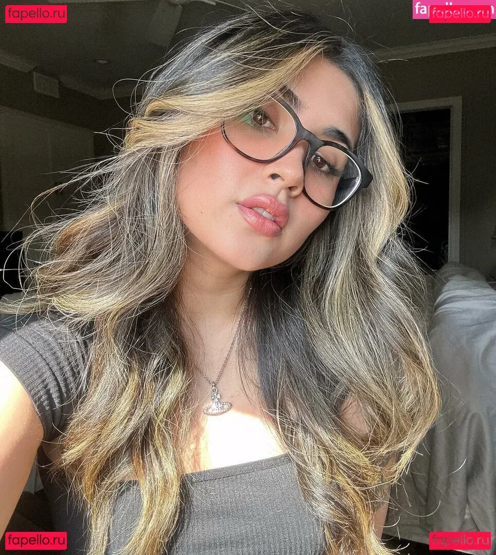 yourprincesslol Onlyfans Photo Gallery 