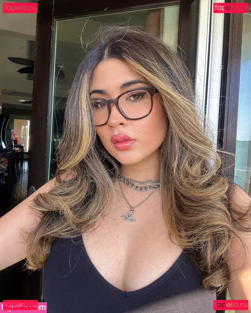 yourprincesslol Onlyfans Photo Gallery 