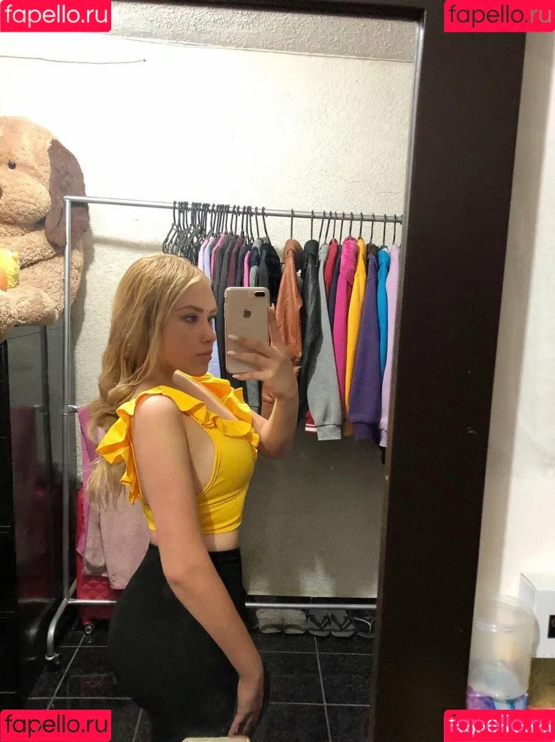 Stephanie Scarleth Onlyfans Photo Gallery 