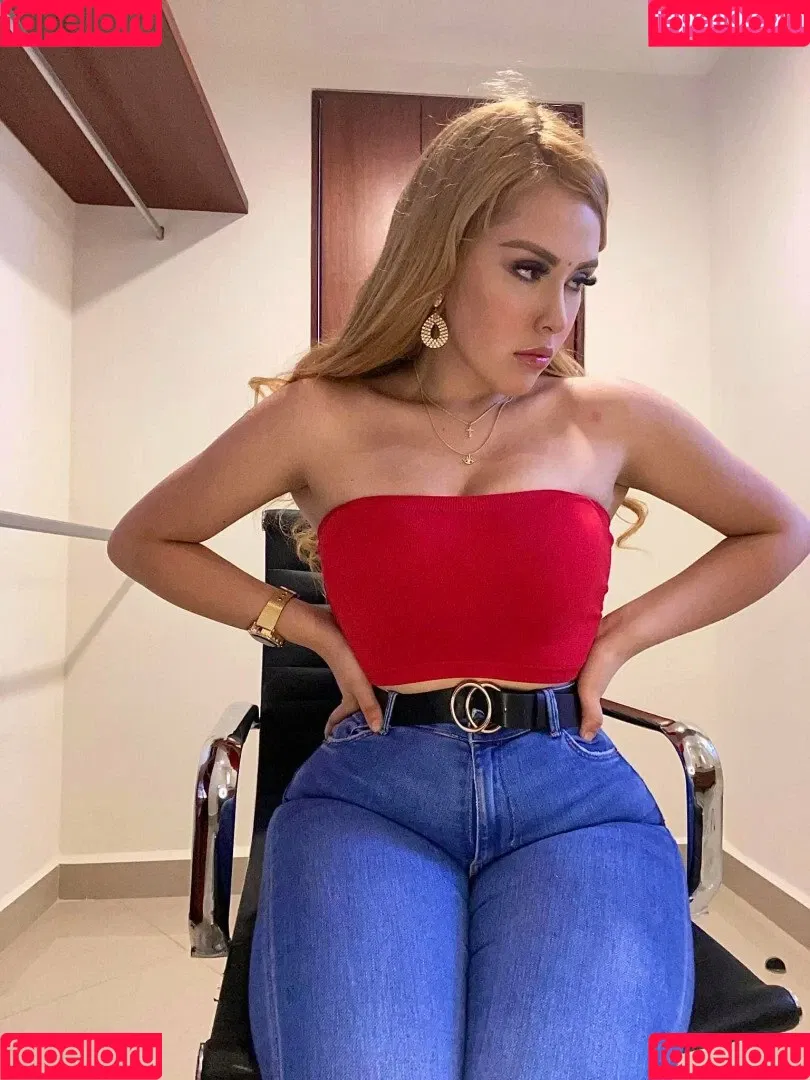 Stephanie Scarleth Onlyfans Photo Gallery 