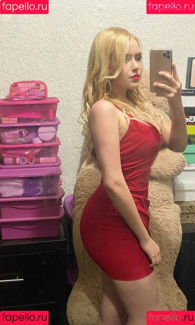 Stephanie Scarleth Onlyfans Photo Gallery 
