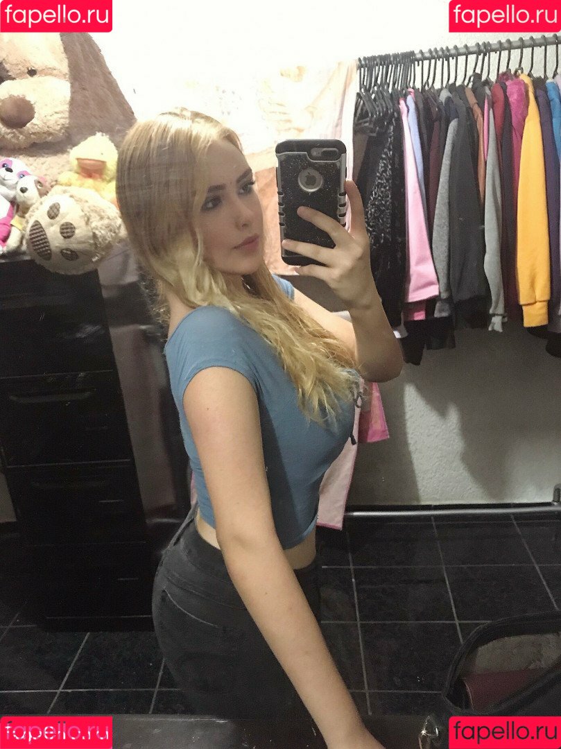 Stephanie Scarleth Onlyfans Photo Gallery 