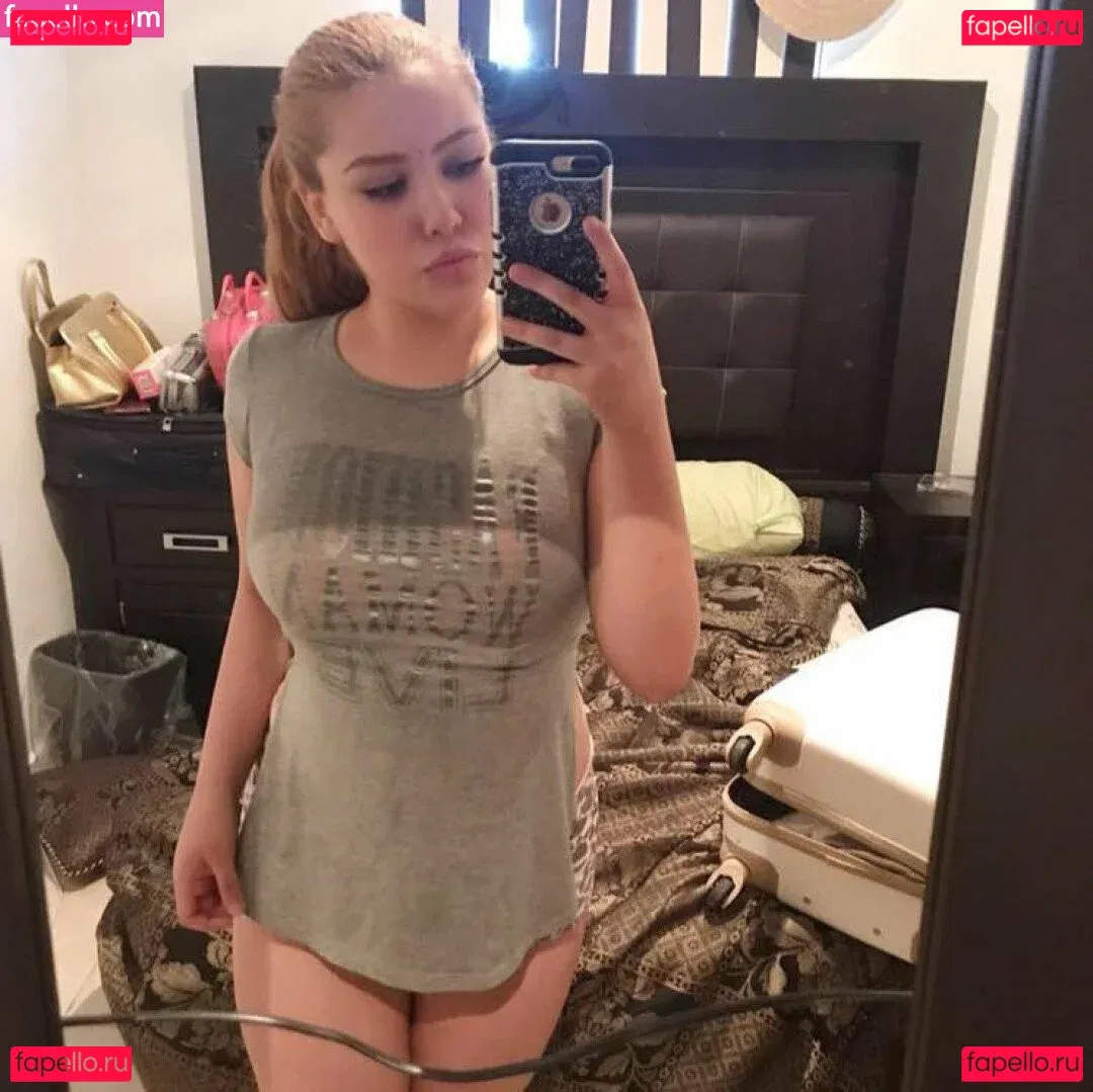 Stephanie Scarleth Onlyfans Photo Gallery 