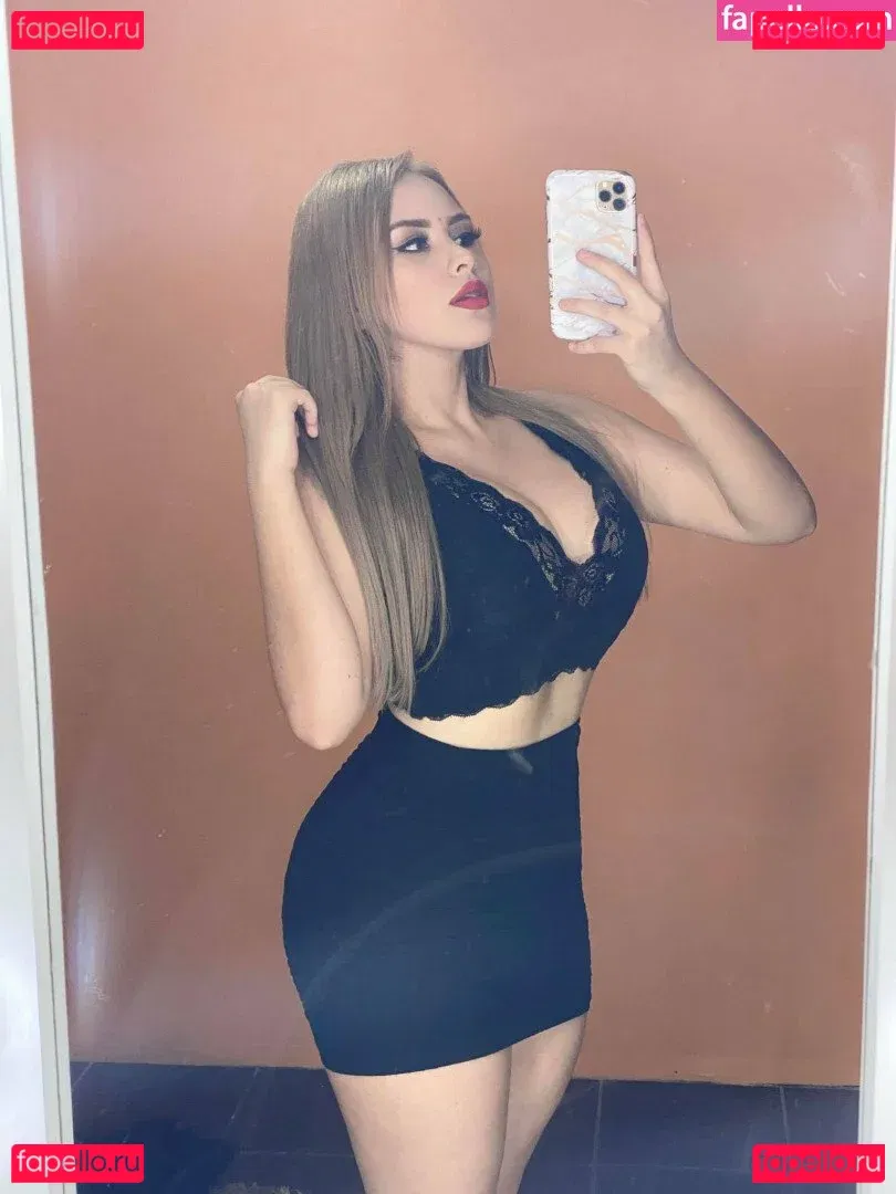 Stephanie Scarleth Onlyfans Photo Gallery 