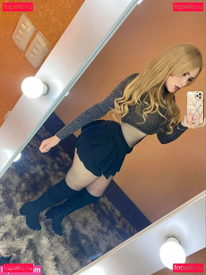 Stephanie Scarleth Onlyfans Photo Gallery 