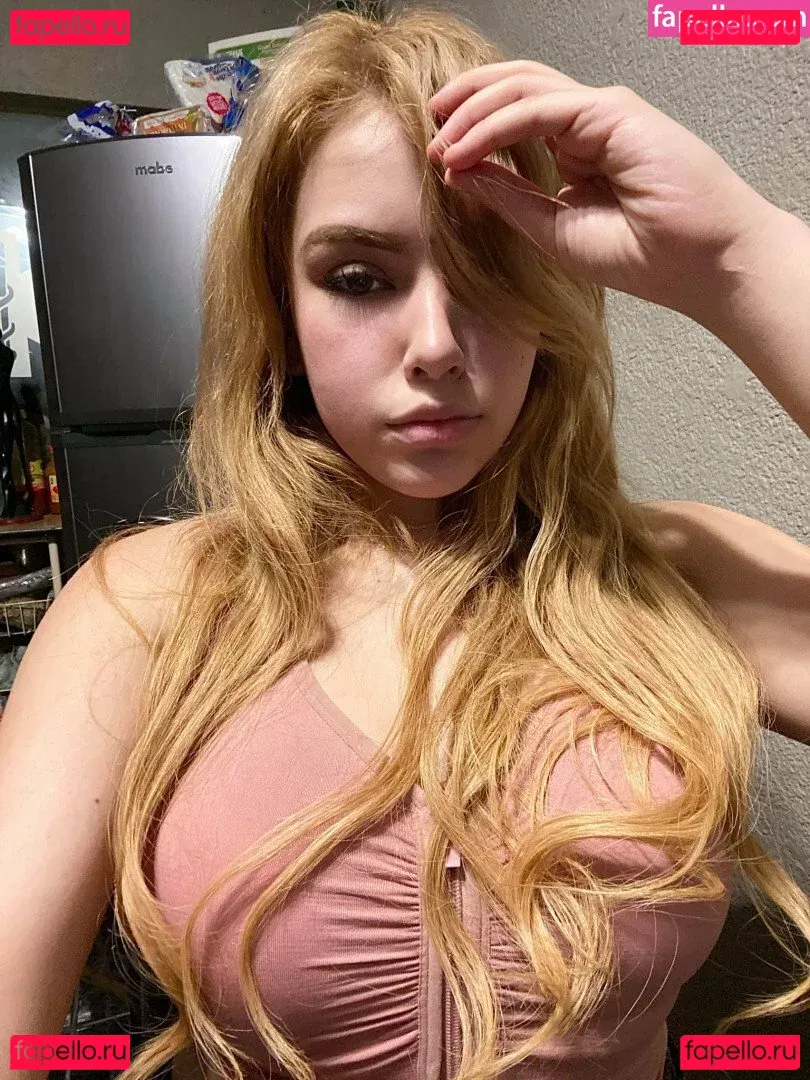 Stephanie Scarleth Onlyfans Photo Gallery 