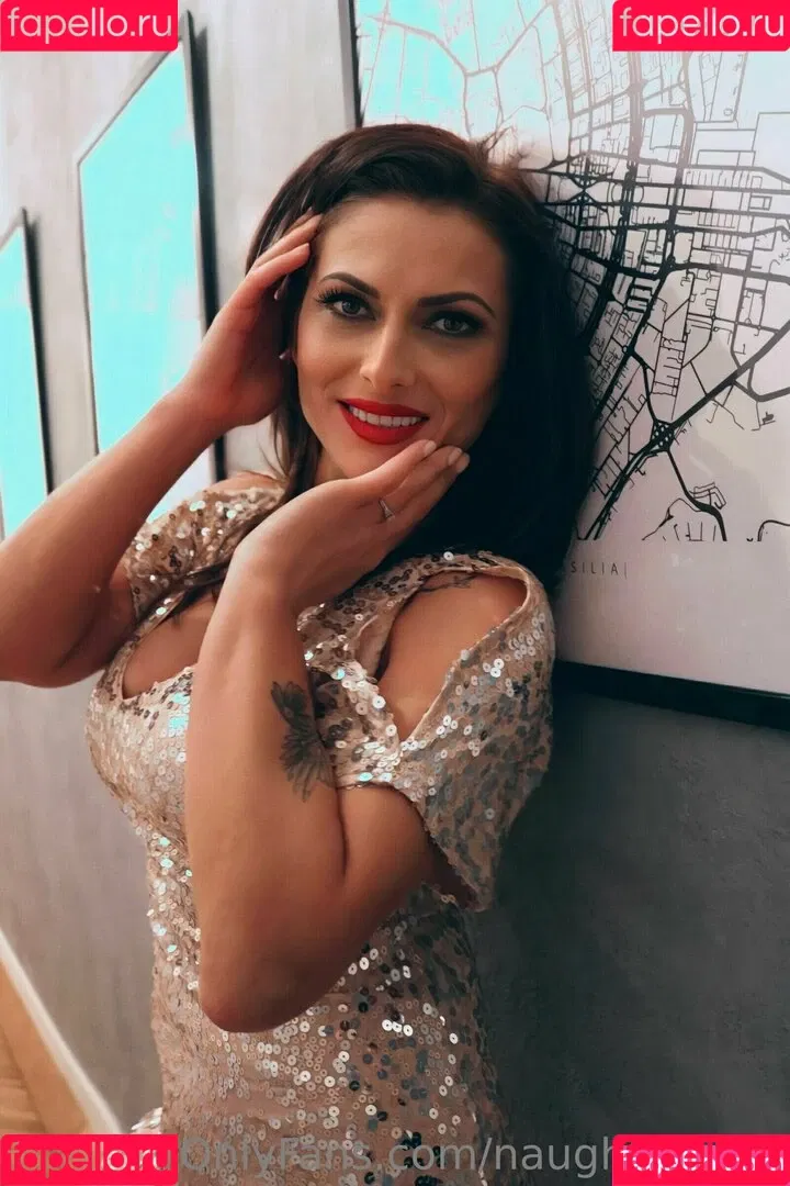 naughtnadia Onlyfans Photo Gallery 