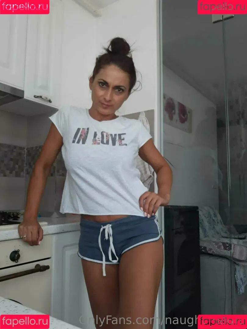 naughtnadia Onlyfans Photo Gallery 