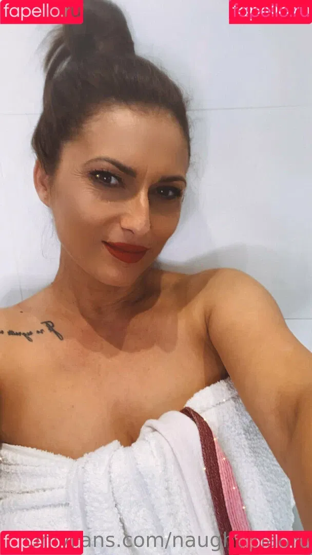 naughtnadia Onlyfans Photo Gallery 