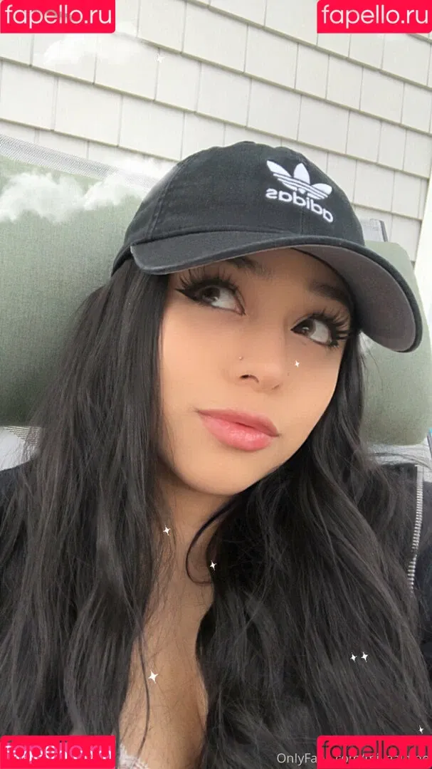 miyaakuma Onlyfans Photo Gallery 
