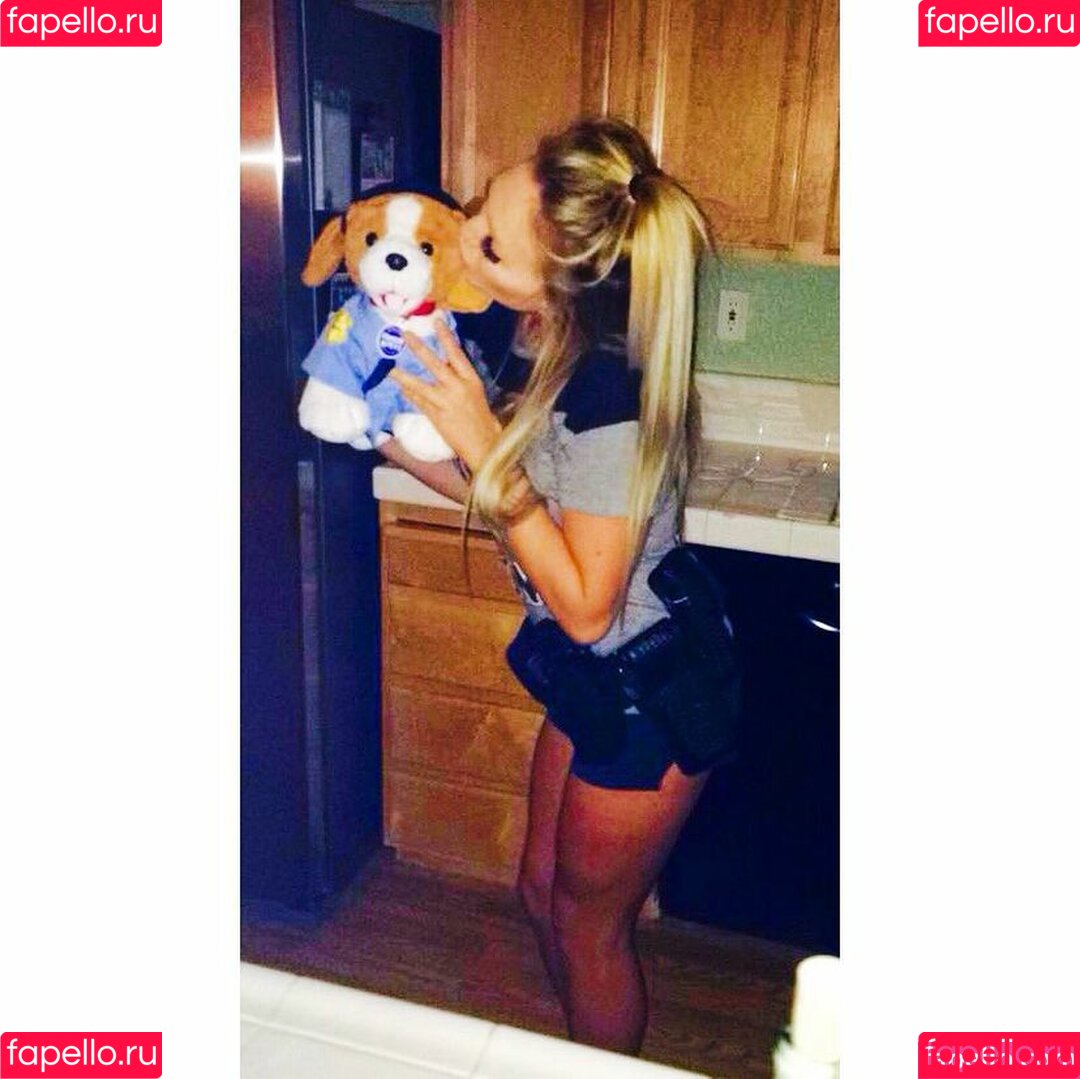 Amber BeIarski Onlyfans Photo Gallery 