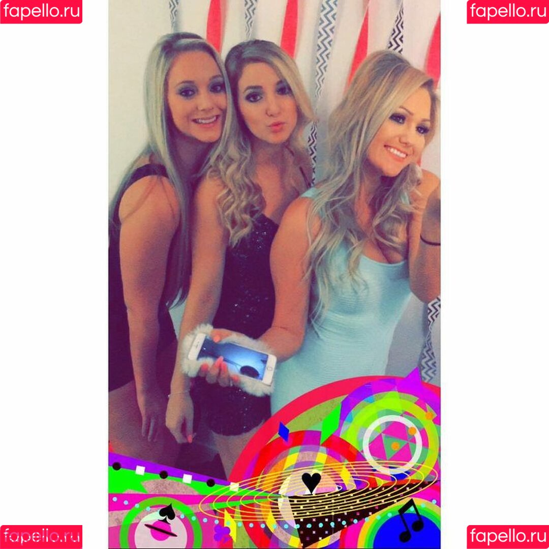 Amber BeIarski Onlyfans Photo Gallery 