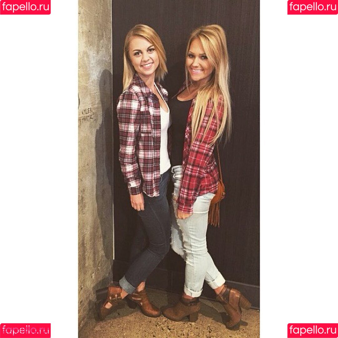 Amber BeIarski Onlyfans Photo Gallery 