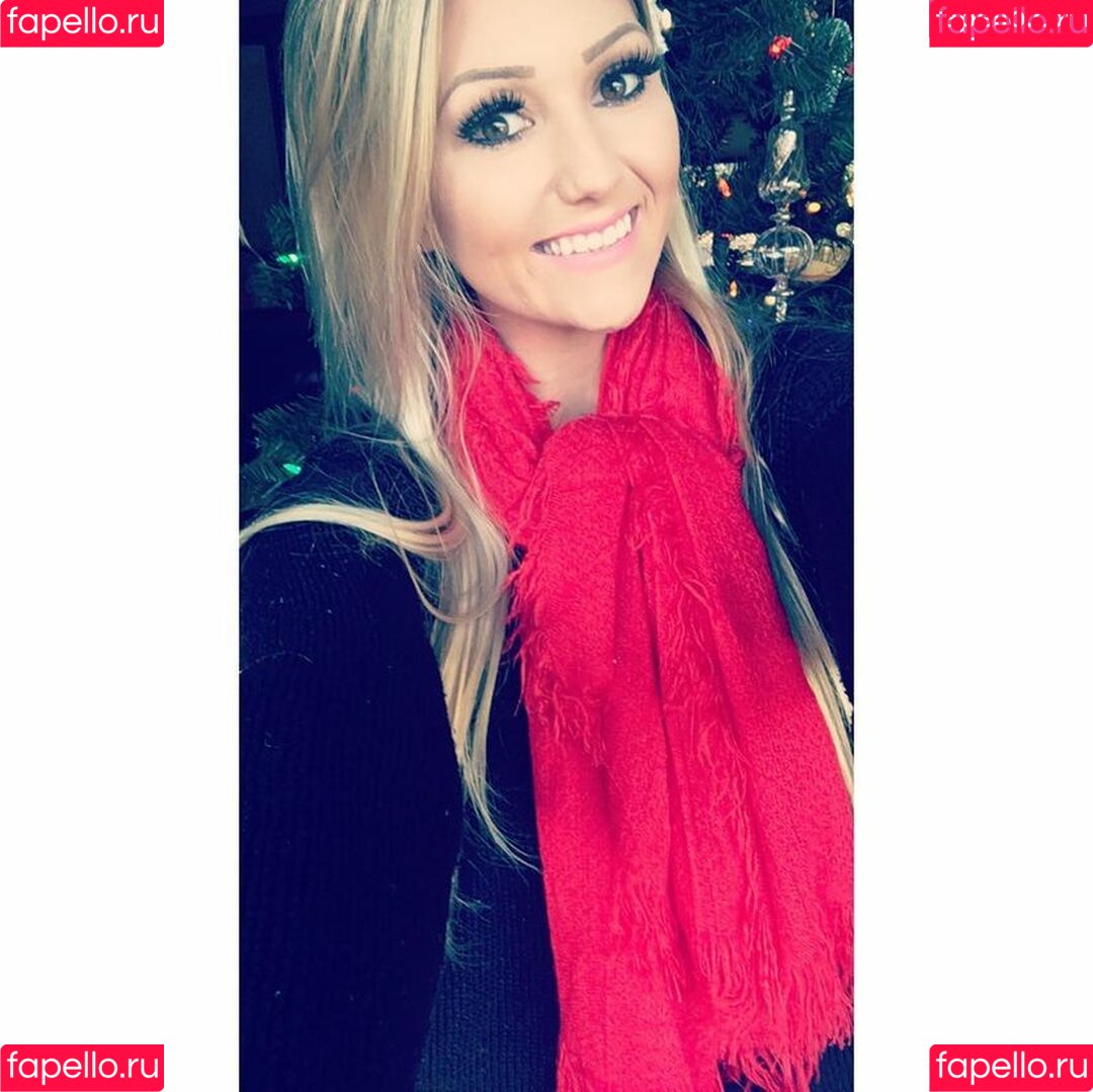 Amber BeIarski Onlyfans Photo Gallery 