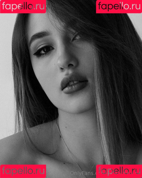 adalyn.diary Onlyfans Photo Gallery 