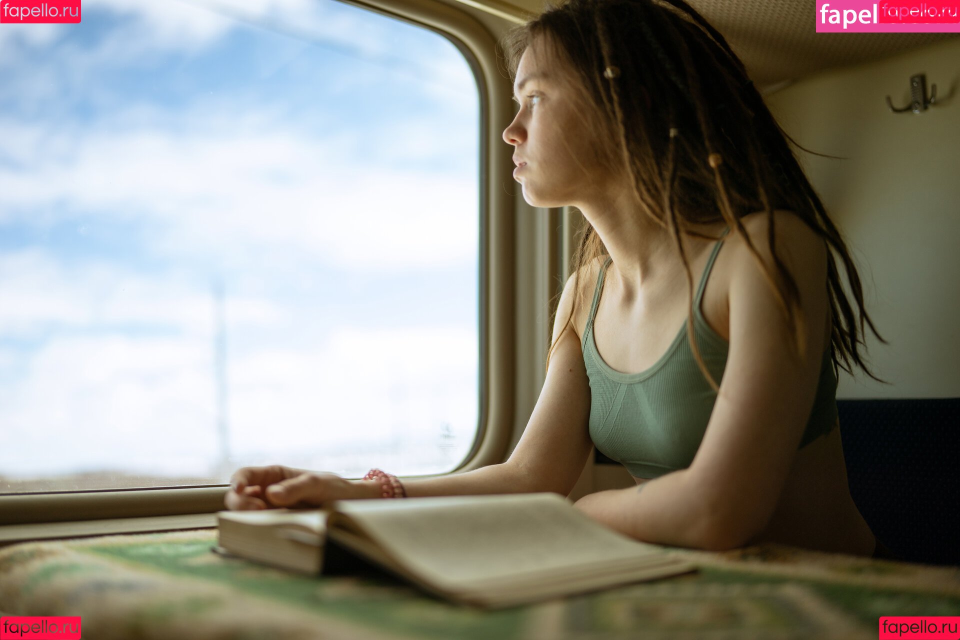 Beauty_Bird Onlyfans Photo Gallery 