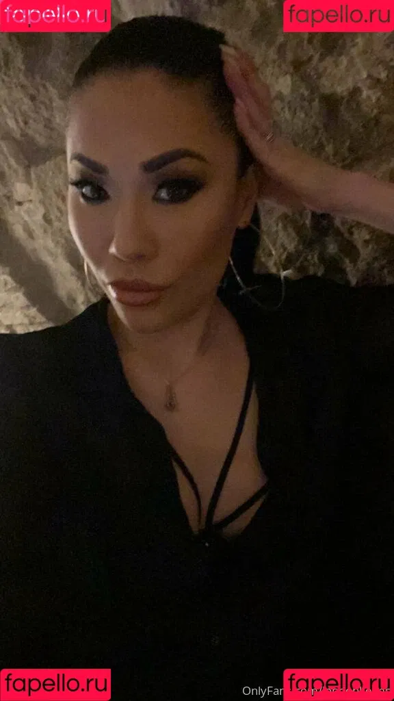 londonkeyes Onlyfans Photo Gallery 