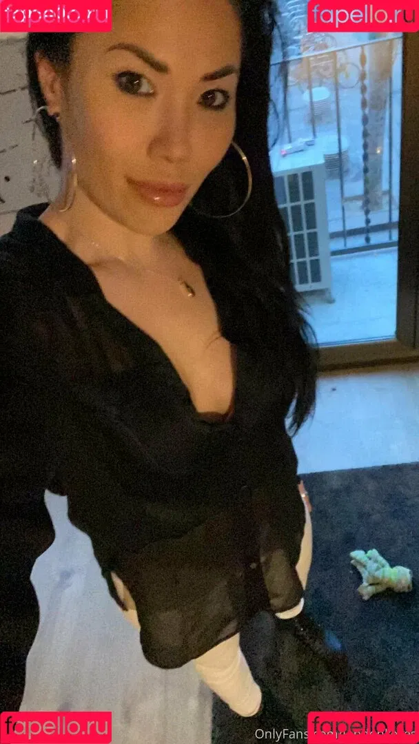 londonkeyes Onlyfans Photo Gallery 
