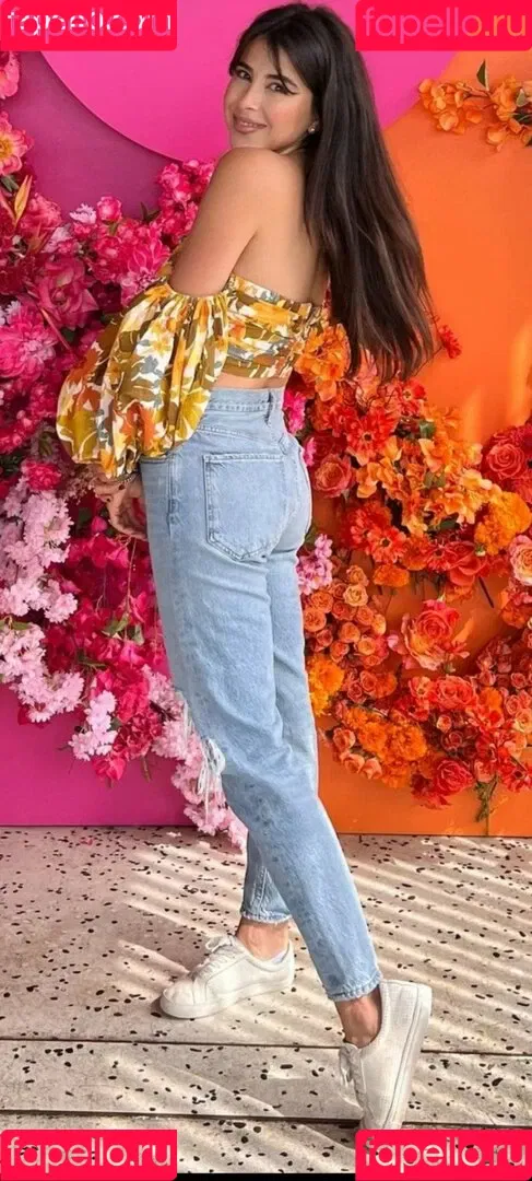 Daniella Monet Onlyfans Photo Gallery 