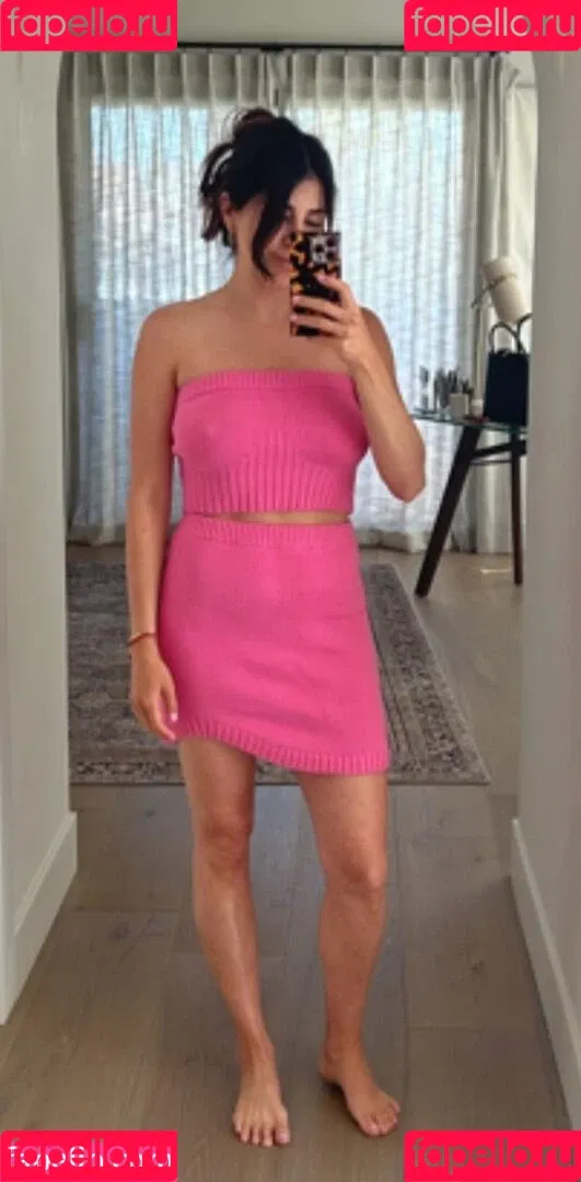 Daniella Monet Onlyfans Photo Gallery 