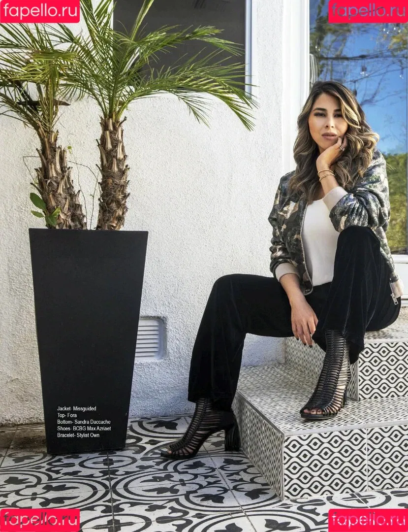 Daniella Monet Onlyfans Photo Gallery 