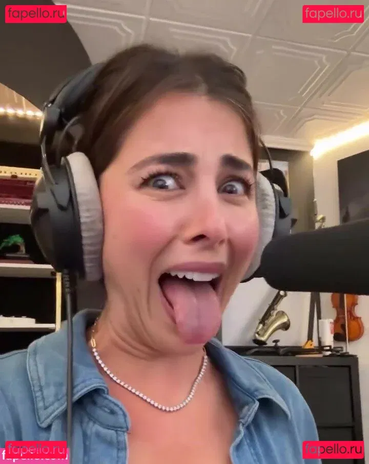 Daniella Monet Onlyfans Photo Gallery 