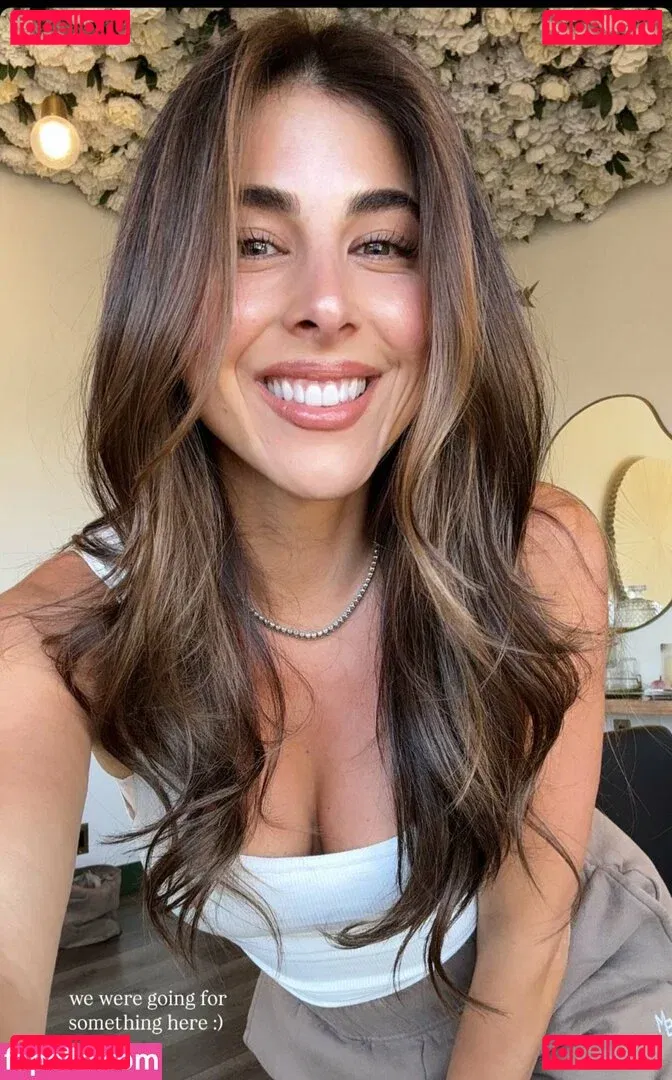 Daniella Monet Onlyfans Photo Gallery 