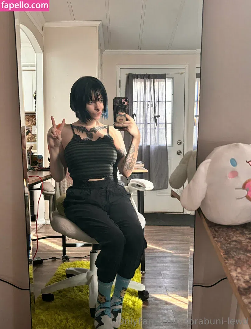 sorabuni Onlyfans Photo Gallery 