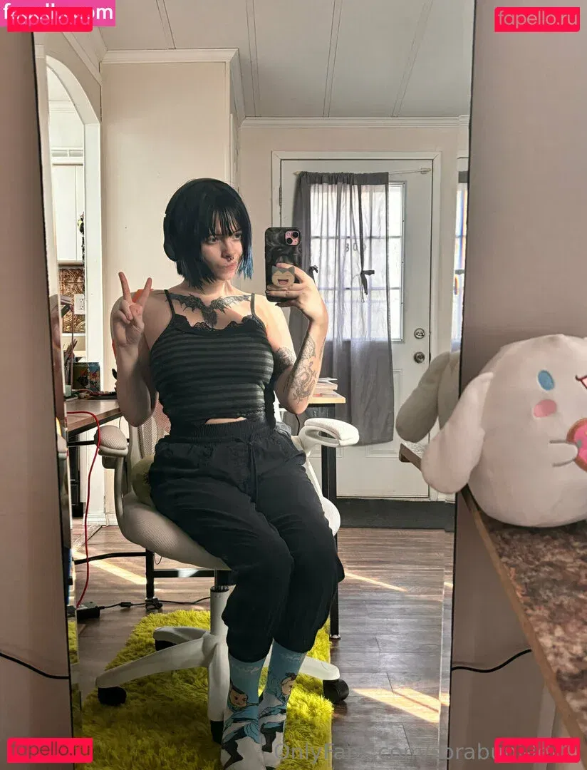 sorabuni Onlyfans Photo Gallery 