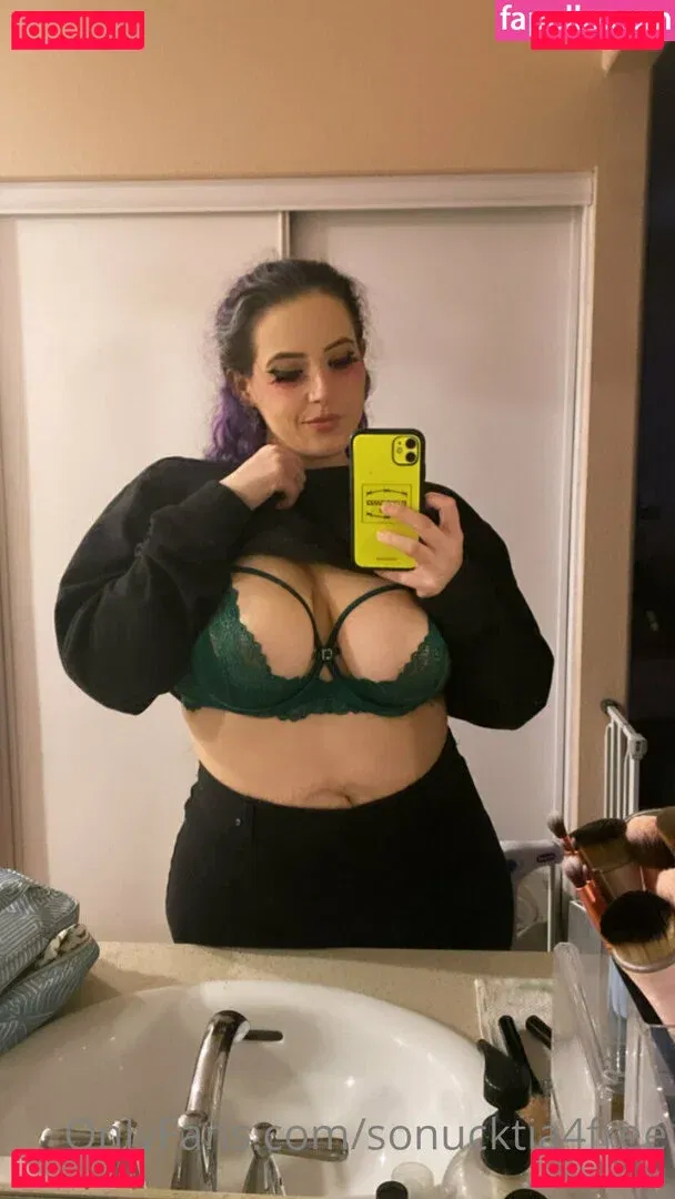 sonucktia4free Onlyfans Photo Gallery 