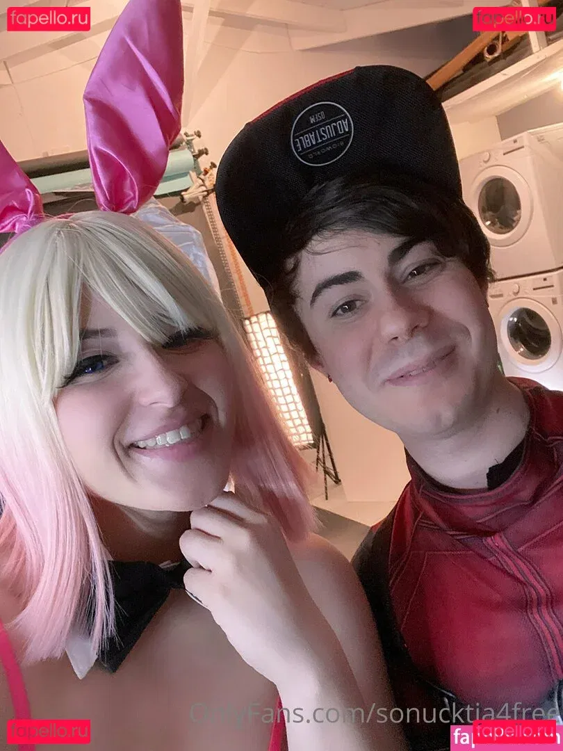 sonucktia4free Onlyfans Photo Gallery 