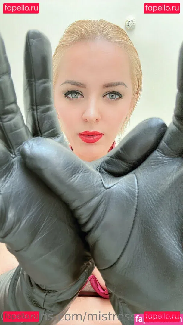 mistress_sandra Onlyfans Photo Gallery 